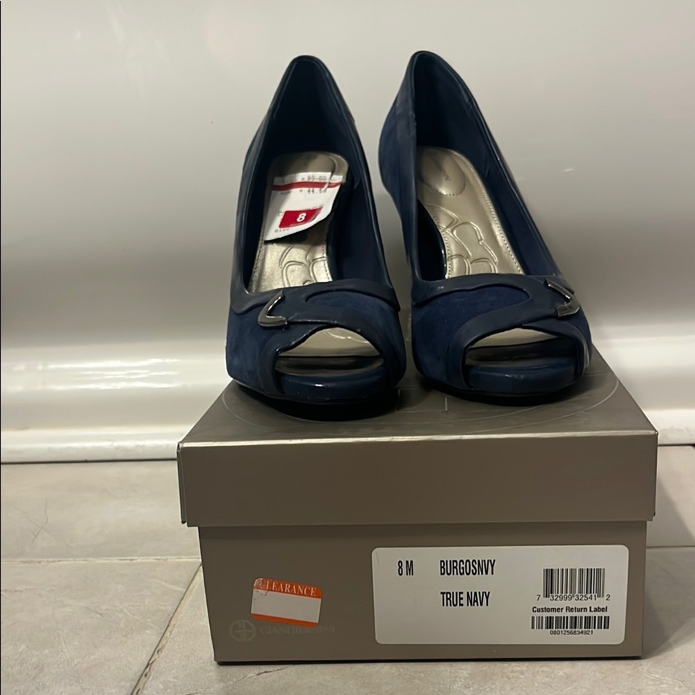 Giani Bernini True Navy Peep Toe Heels